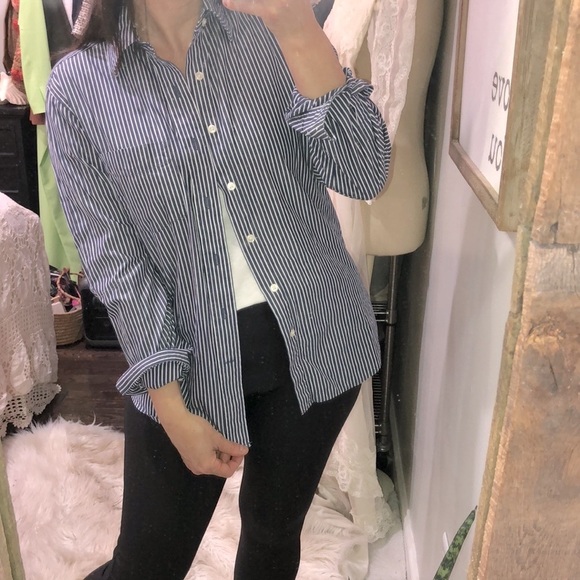 Gap fitted button down shirt striped size small - Picture 6 of 8